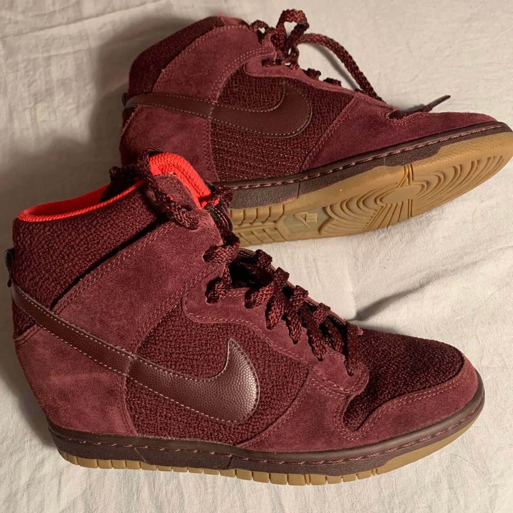 Like new Nike Sky High Dunks